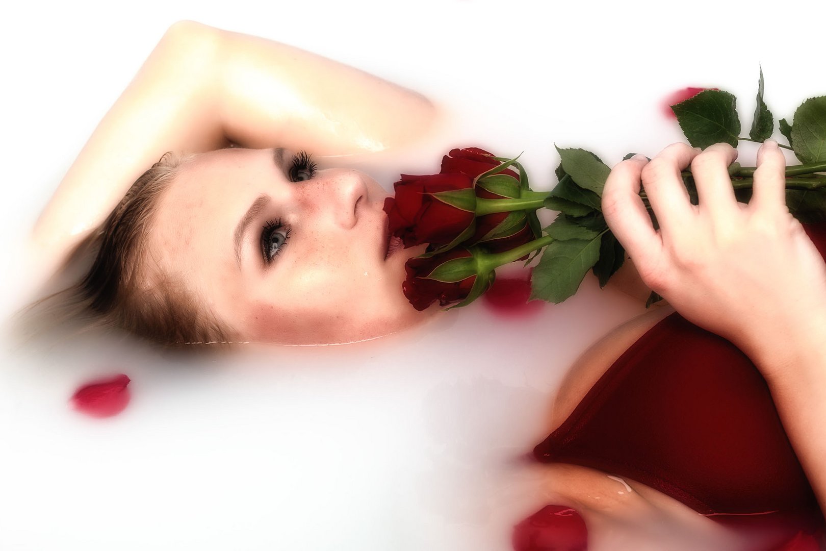 Model, milk and roses.