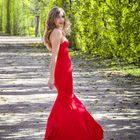 Model Raphaela *red dress*