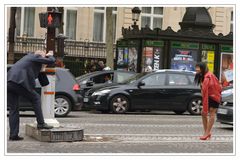 Model shooting on Champs-Elysées