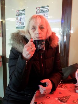 Model Tamara-Blue...