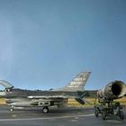 Modell F-16 in 1:32 mit erstem iBook für Modellbauer