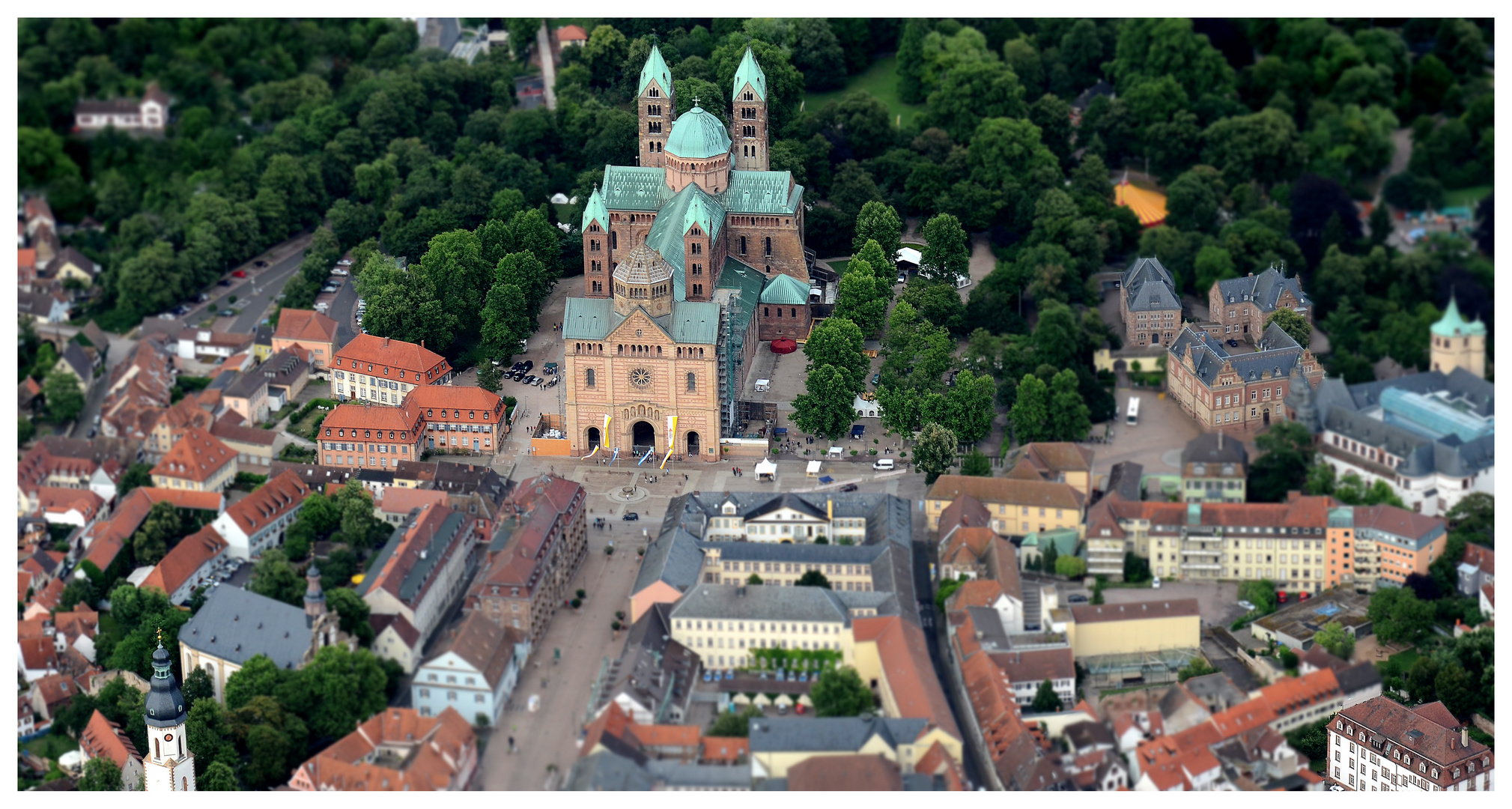 Modell von Speyer im Maßstab 1:1 (Dom)