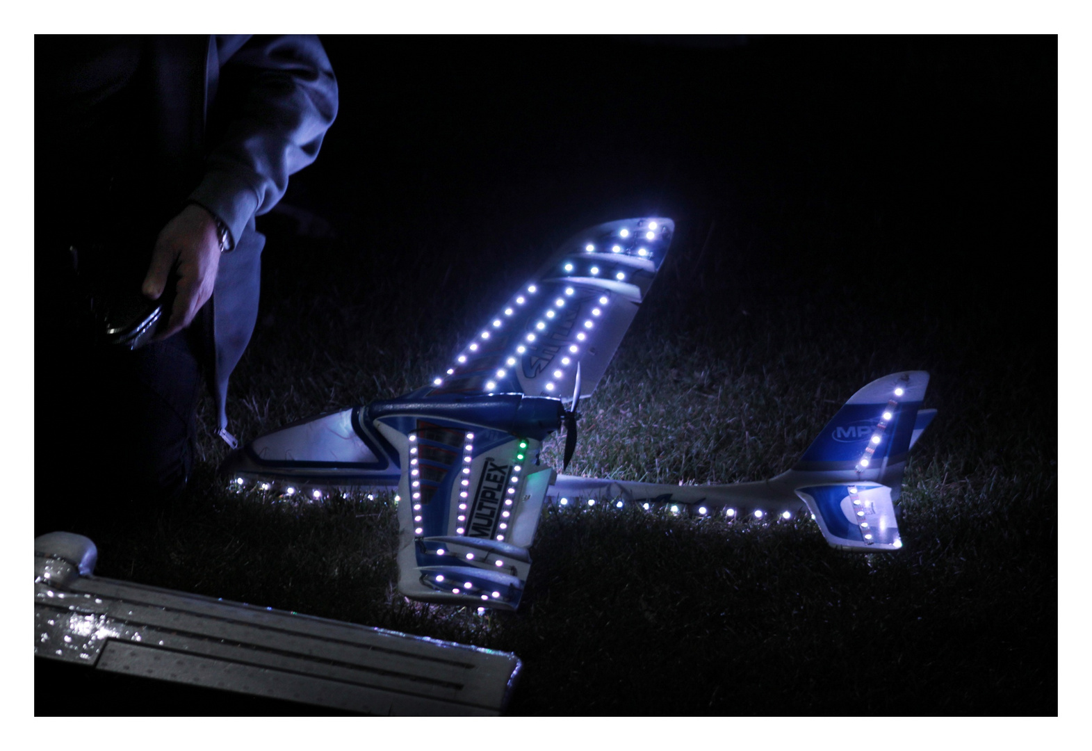 Modellflugzeug mit LEDs