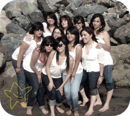 MODELS :] IN THE BEACH :] BFF