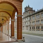 Modena, Piazza Roma