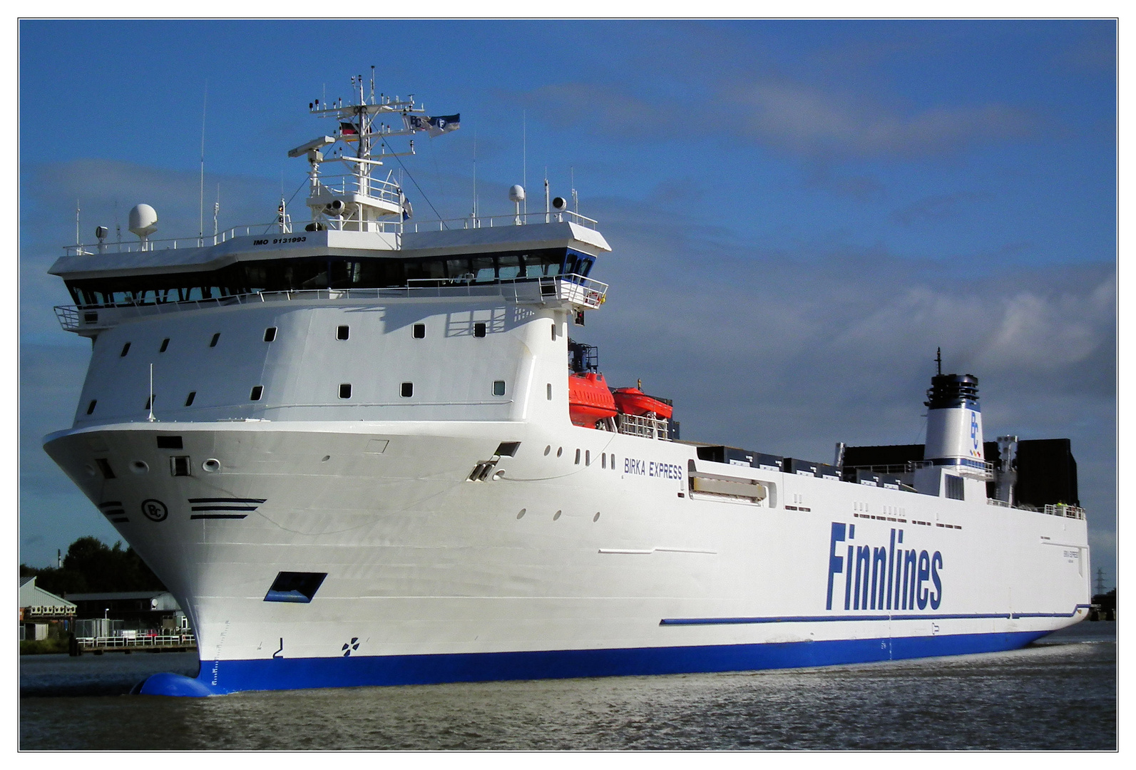 ... modern ro-ro freighter passing kiel canal ...