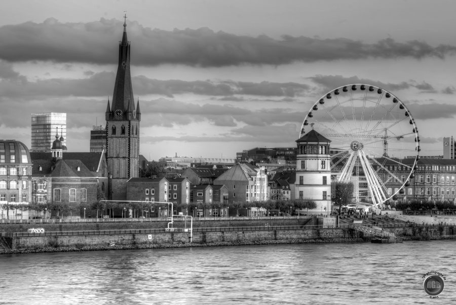 Modern vs. History Düsseldorf