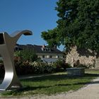 Moderne Skulptur im Schlosspark Linz