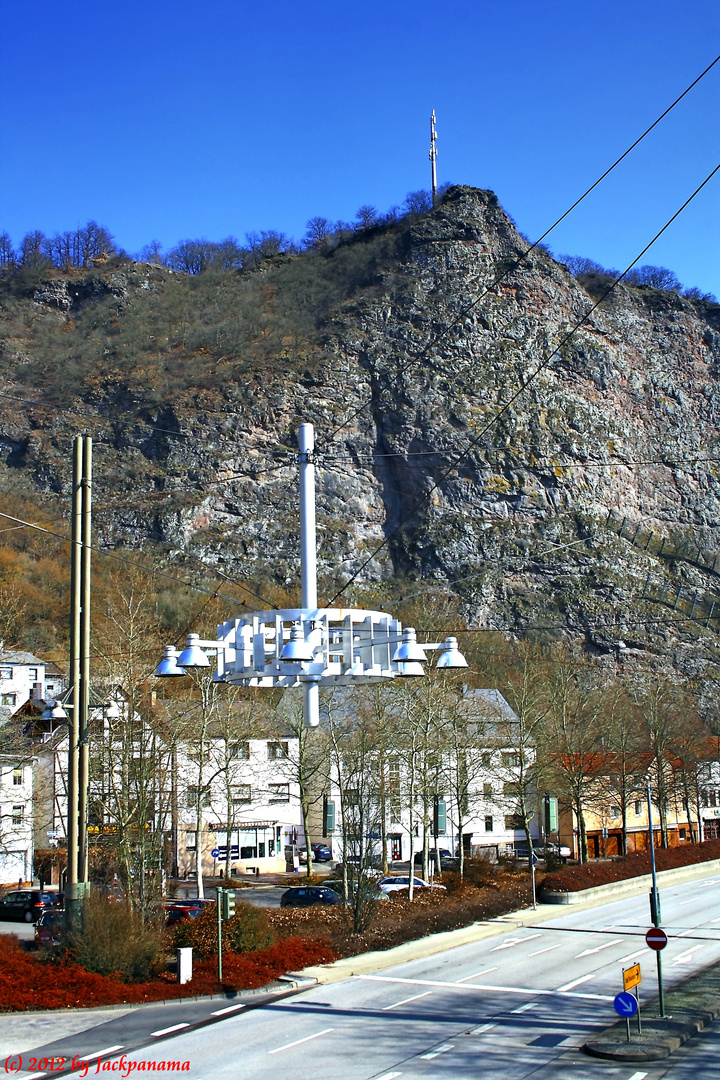 Moderne Straßenbeleuchtung in Idar-Oberstein