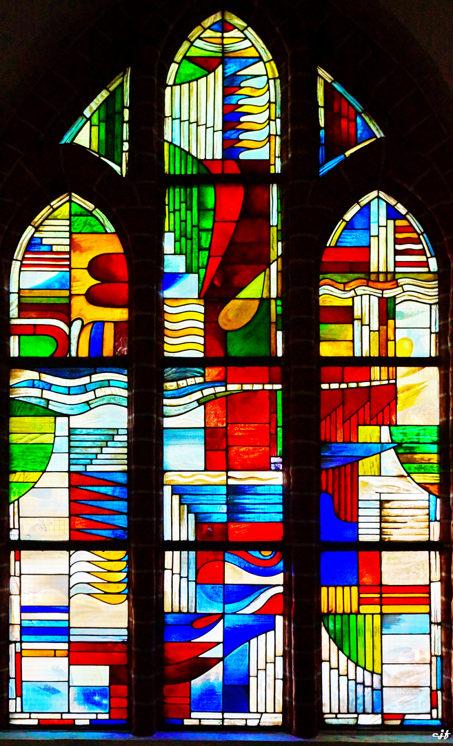 Modernes Kirchenfenster 01