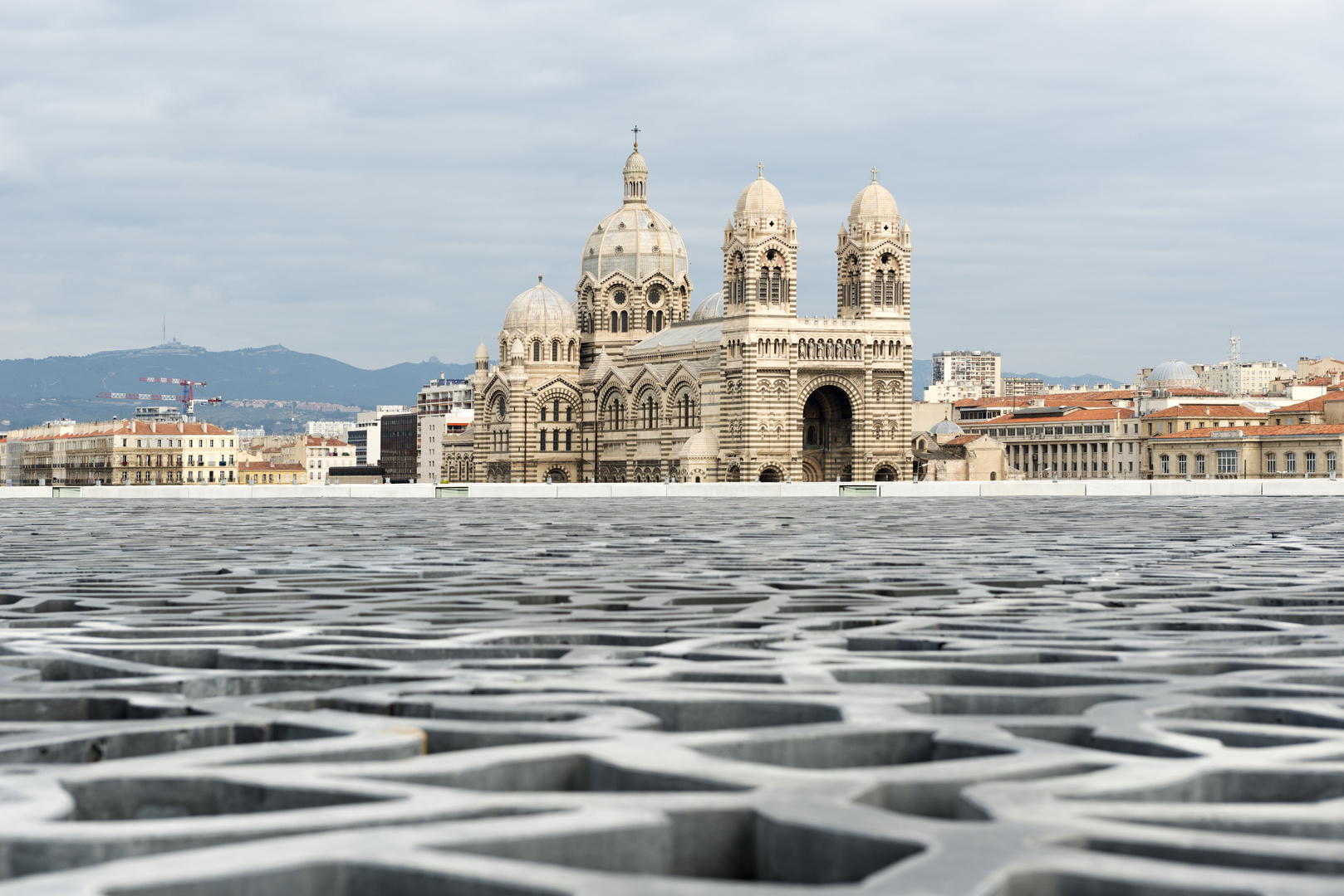 Modernes und altes Marseille