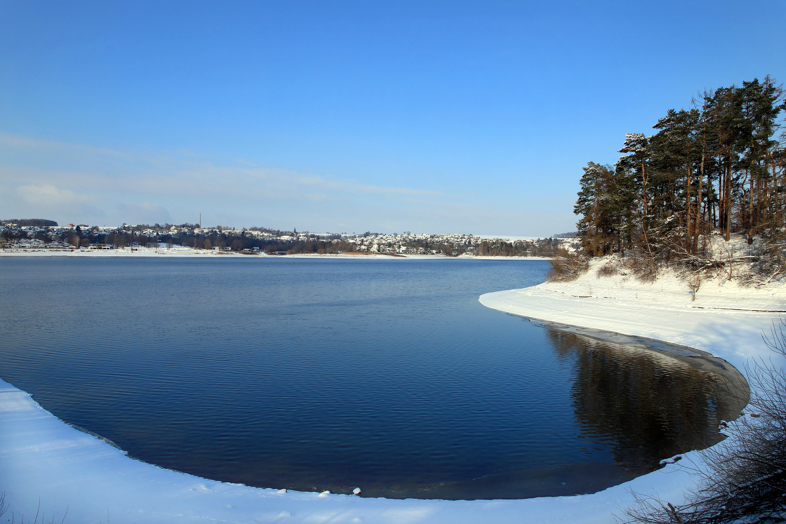 Möhnesee, Blick vom Südufer in Richtung Körbecke