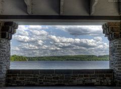 Möhnesee - Fenster mit Aussicht