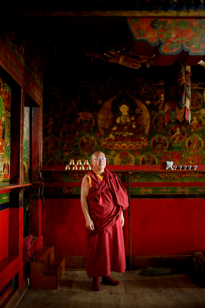 Mönch im Kloster Thubten Chöling Gompa