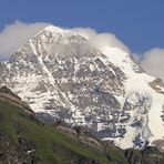 Mönch mit Lauberhorn im Vordergrund