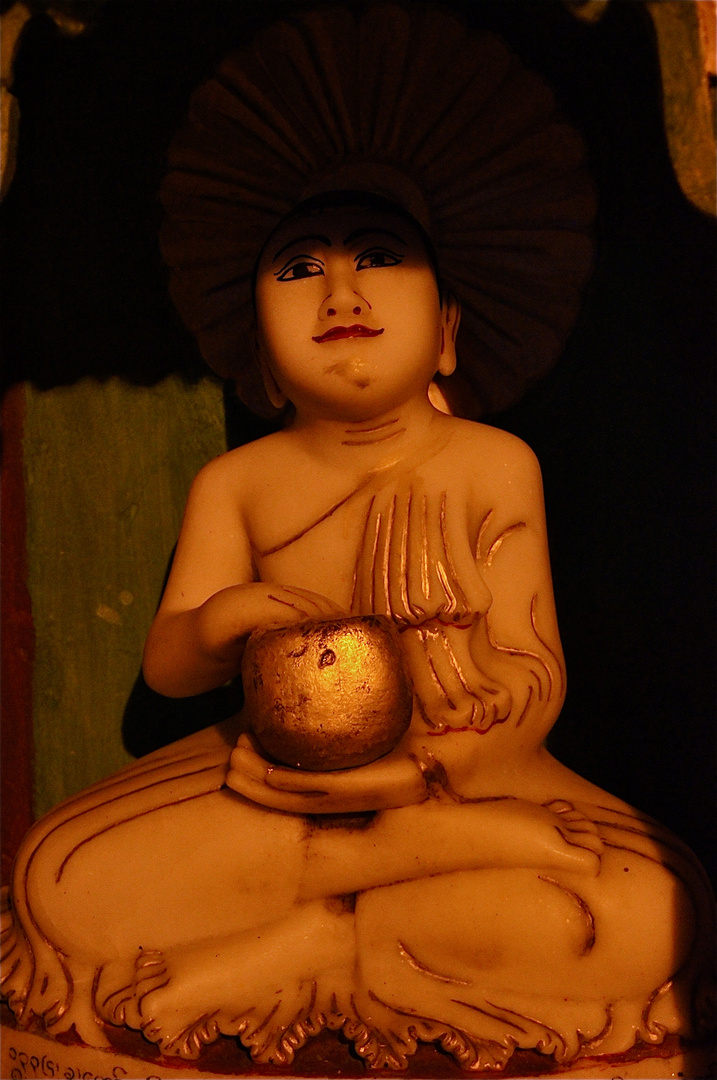 mönch, pindaya höhle der achtausend buddhas, burma 2011