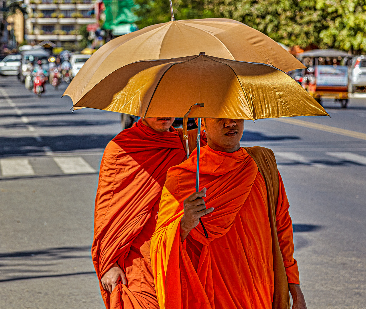 Mönche in Phnom Penh