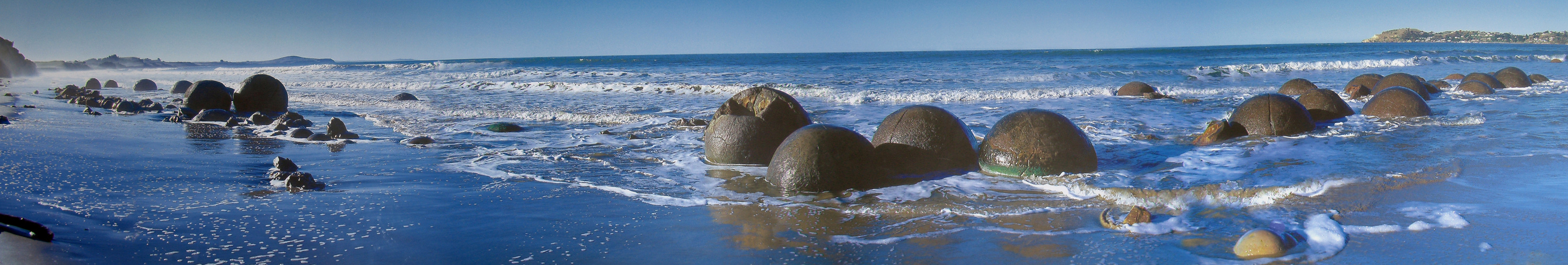 Moeraki Boulders