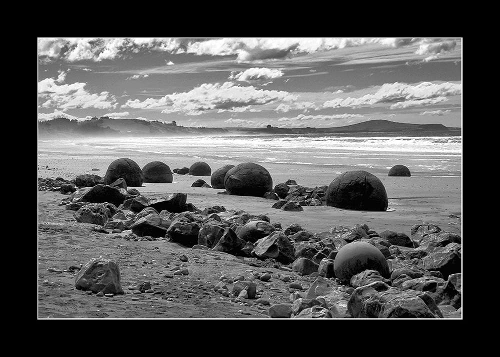 Moeraki Boulders #4