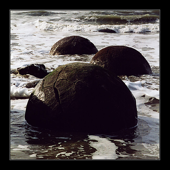 Moeraki Boulders