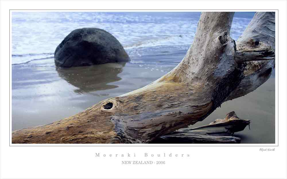 Moeraki Boulders