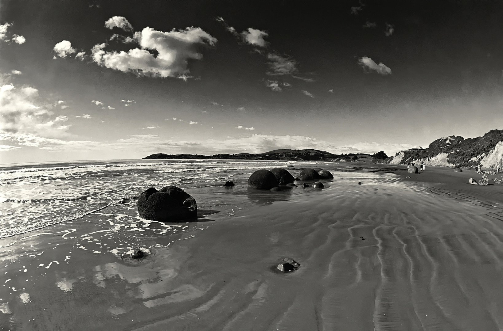 ... Moeraki Boulders ...