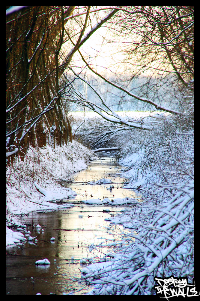 Moersbach mit Schnee