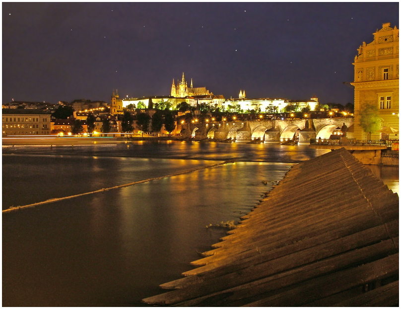 Moldau bei Nacht