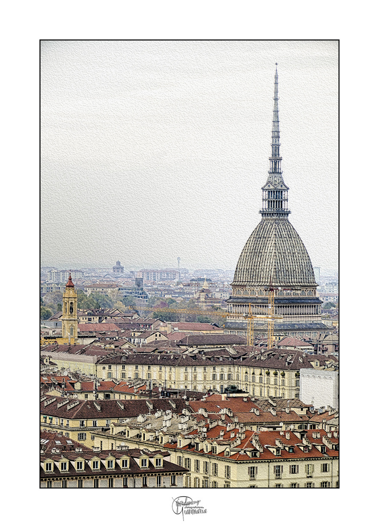 Mole Antonelliana, simbolo della città di Torino.