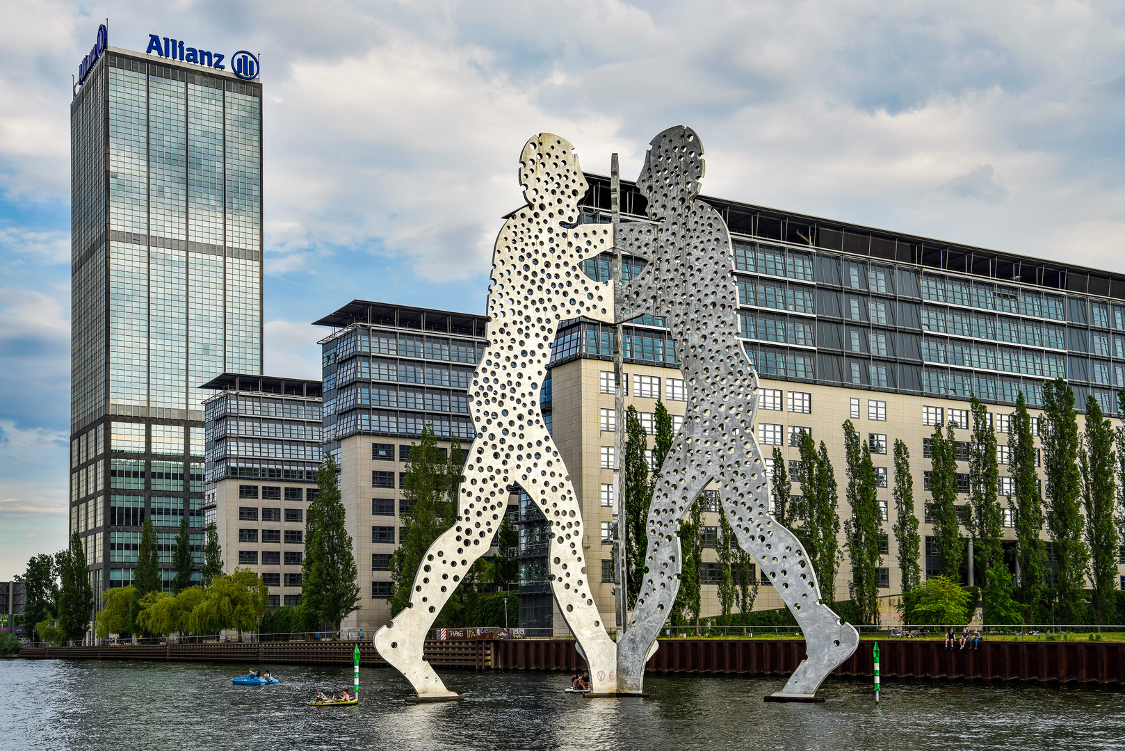 Molecule Man 02