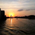 Molecule Man - Berlin Oberbaumbrücke