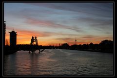 Molecule Man im Licht der untergehenden Sonne...