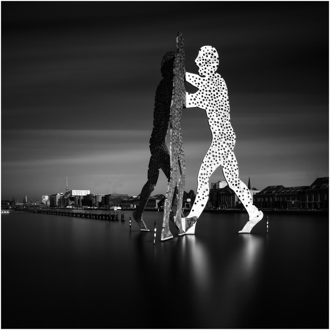 Molecule Men II