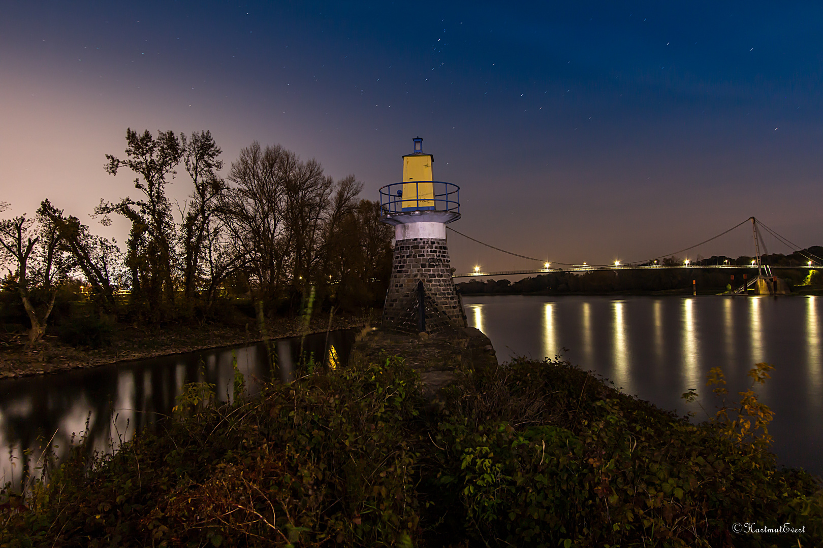 Molenfeuer an der Elbe.