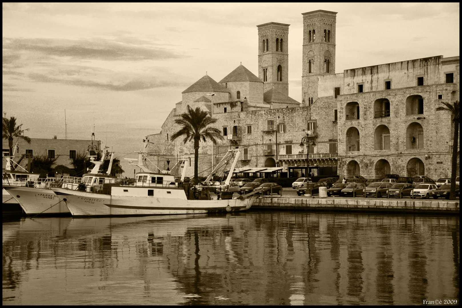 Molfetta b/w