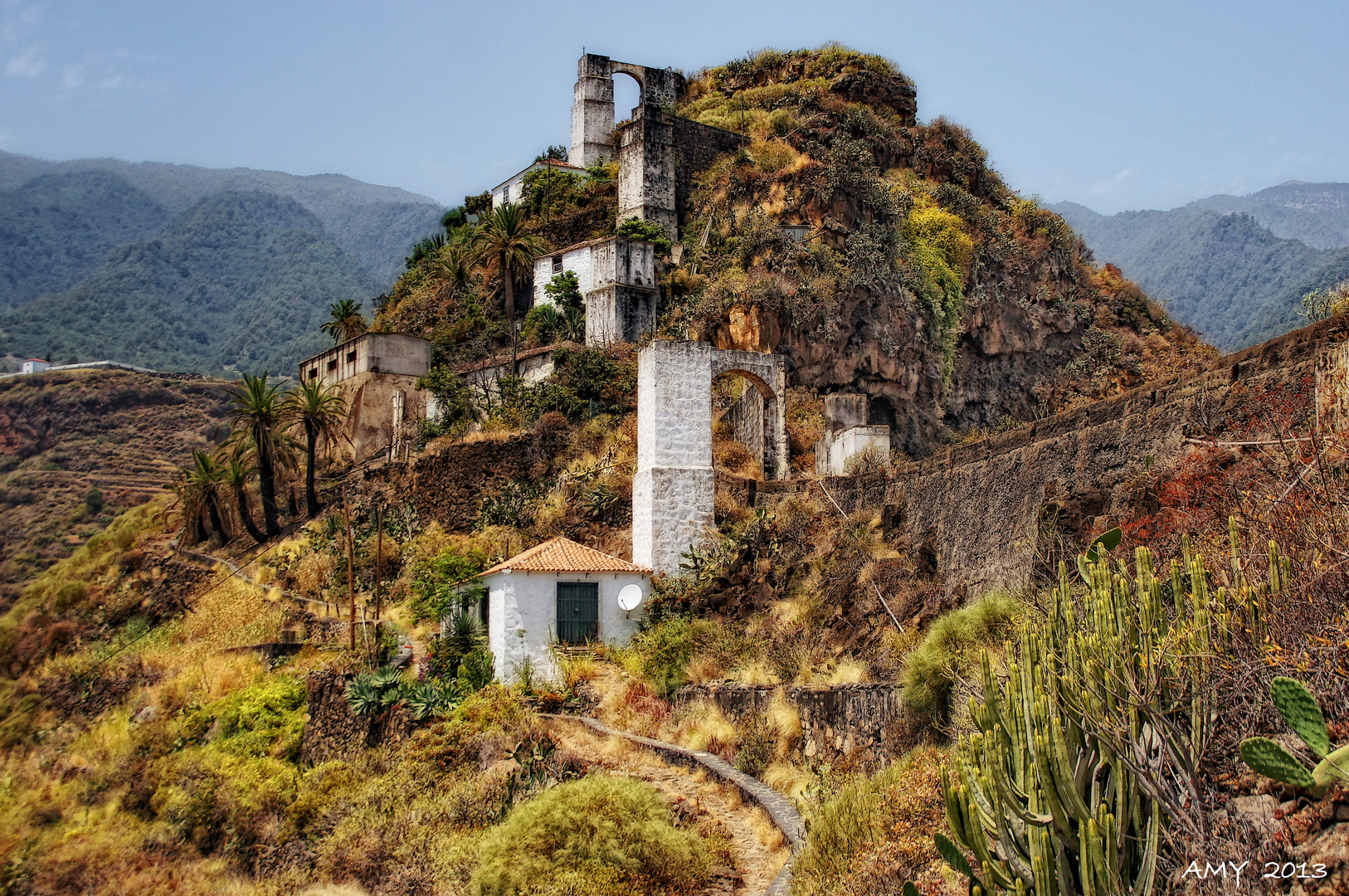 MOLINOS DE BELLIDO. SANTA CRUZ DE LA PALMA. Dedicada a FELIPE RIQUELME.