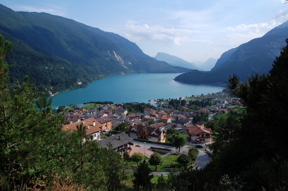 Molveno e il suo lago