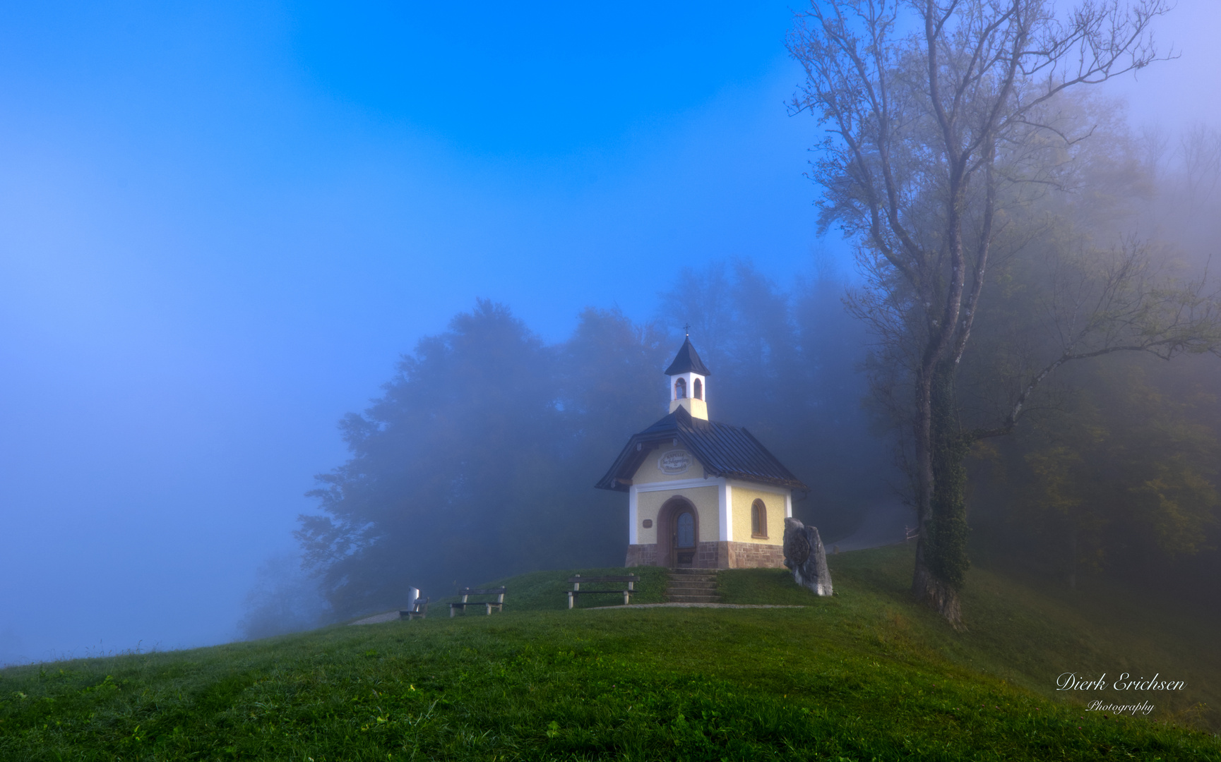 Momentaufnahme mit Licht und Nebel