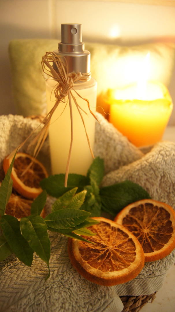 Mon eau fraiche aux huiles essentielles photo et image nature morte