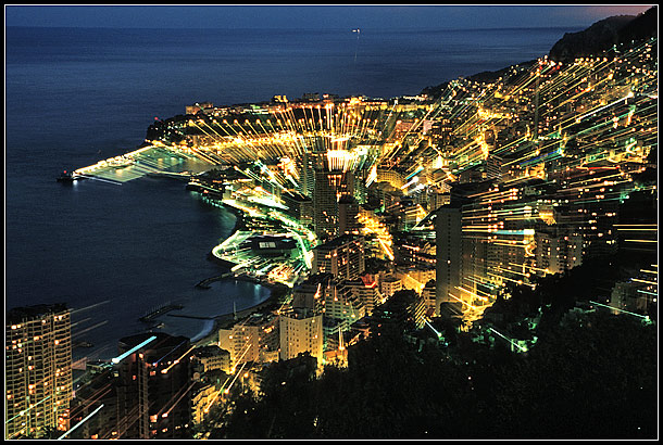 Monaco bei Nacht