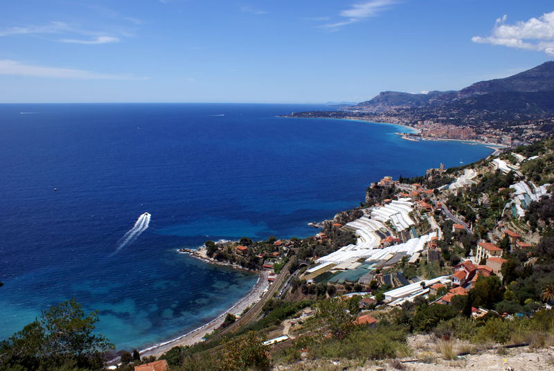 Monaco depuis la Mortola Supériore.