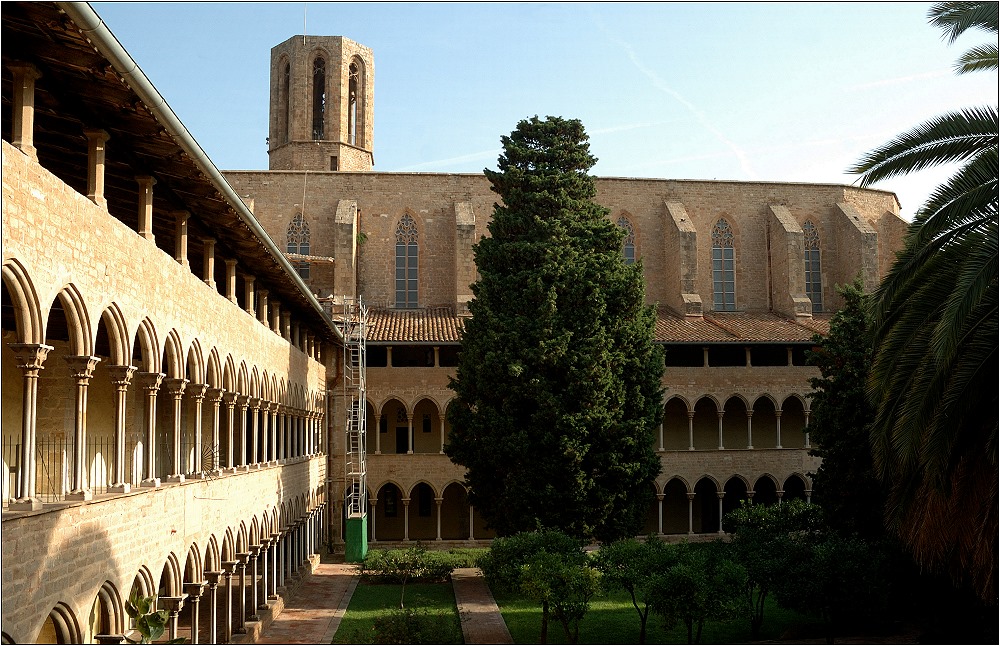 .. Monastir de Santa Maria de Pedralbes ..