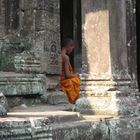 Monch in Angkor Wat