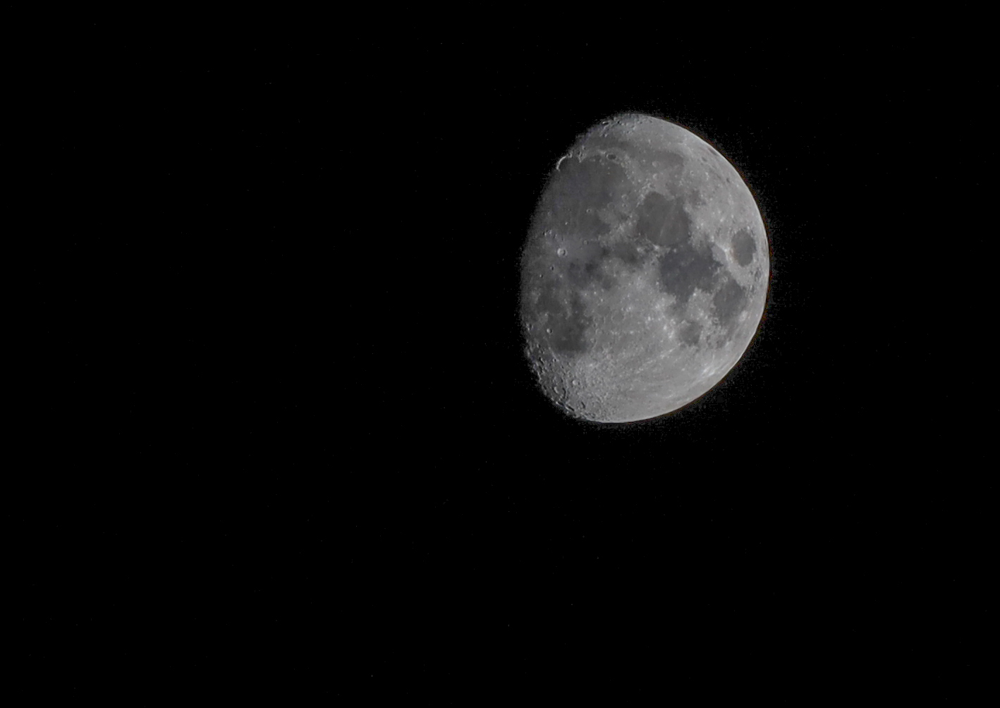 Mond  07.11.19, mit dem goldenen Henkel