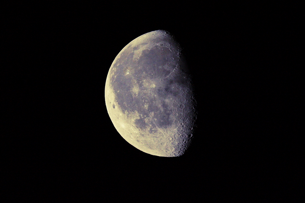 Mond 2011