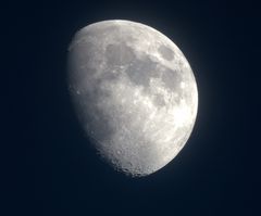 Mond  - 2019_06_12 - 