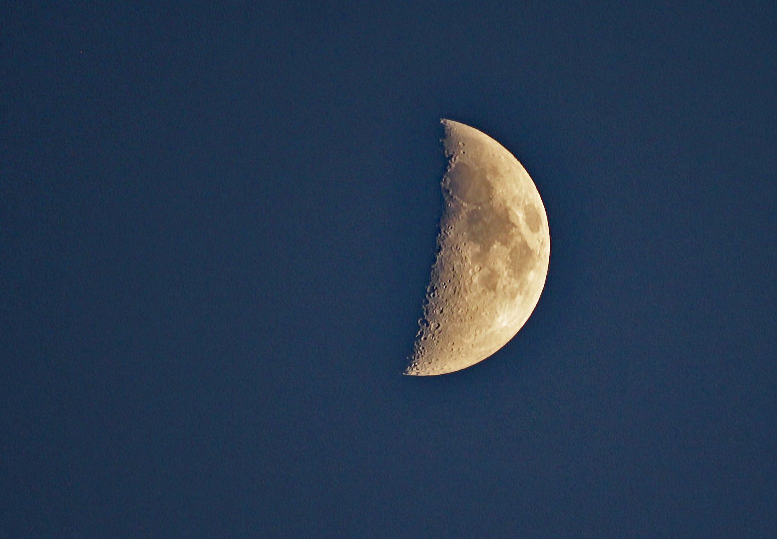 Mond 27.6.20 um 22 Uhr