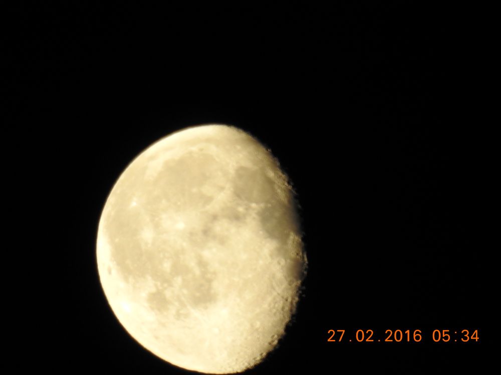 Mond 3