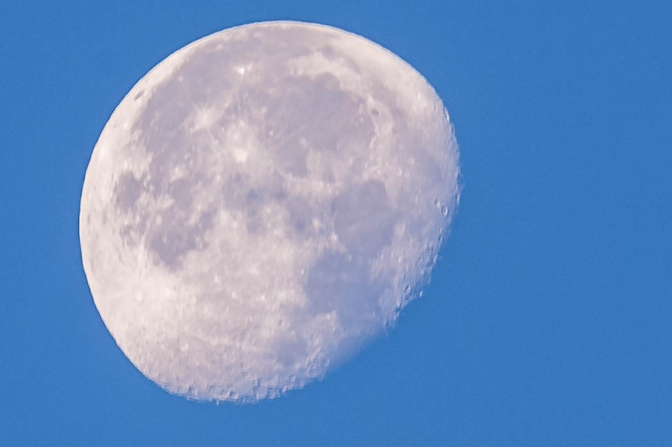 Mond am 19.10.16 um 07:07 Uhr