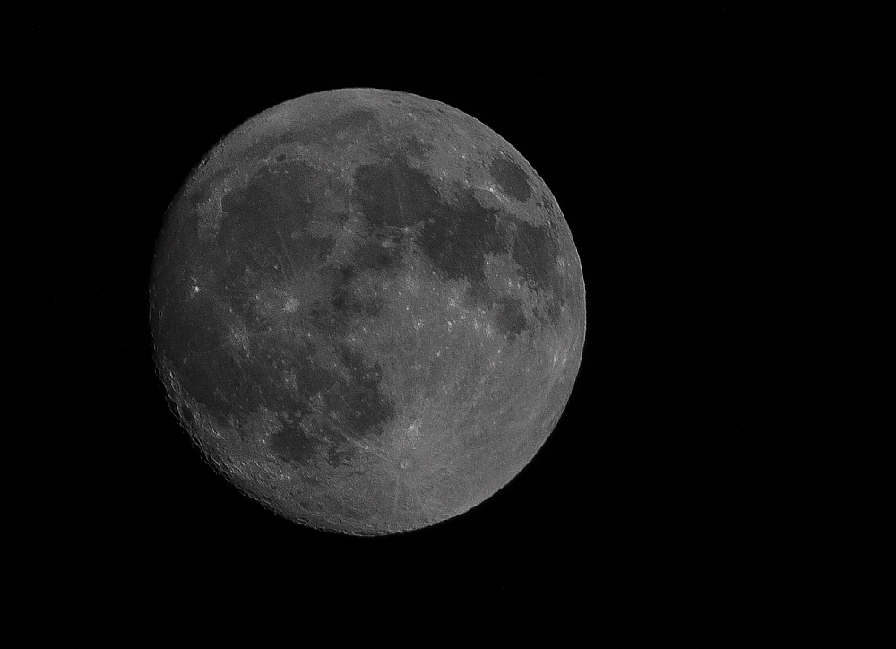 Mond am 23.05.2013